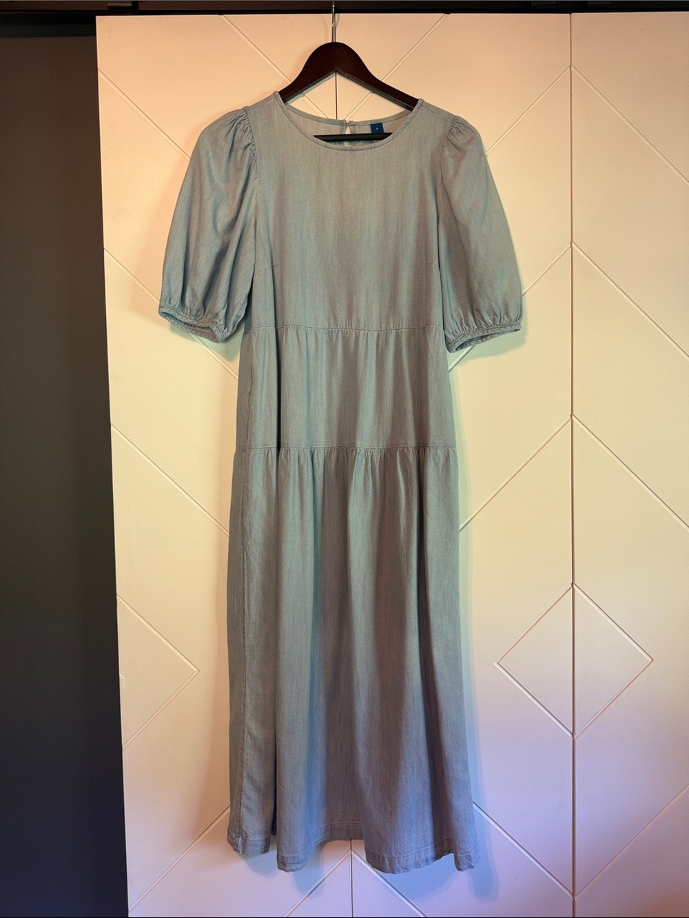 Old Navy Light Blue Puff-Sleeve Maxi Dress